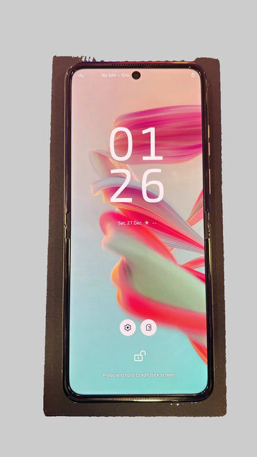 MOTOROLA Razr 50 (8GB RAM, 256GB Storage)  Openbox