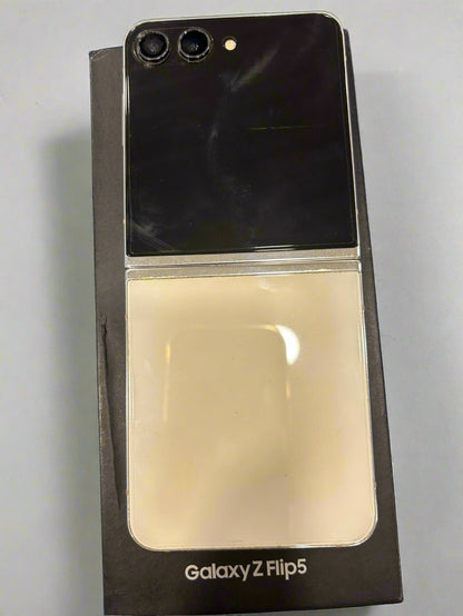 Samsung Galaxy Z Flip 5(8GB/256GB Storage) A Grade Renewed