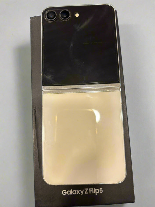 Samsung Galaxy Z Flip 5(8GB/256GB Storage) A Grade Renewed