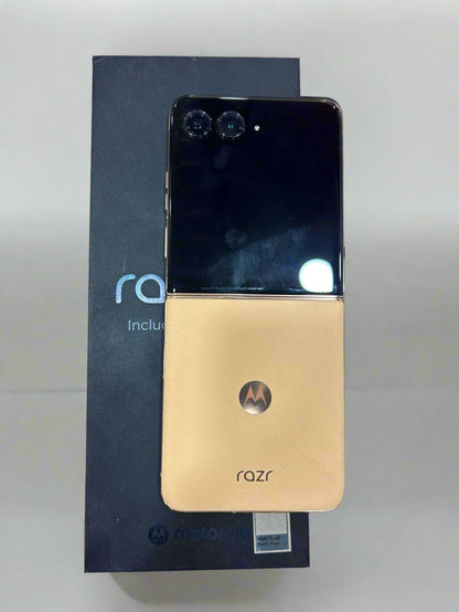 MOTOROLA Razr 50 Ultra (12 GB RAM, 512 GB Storage)  A-Grade Renewed